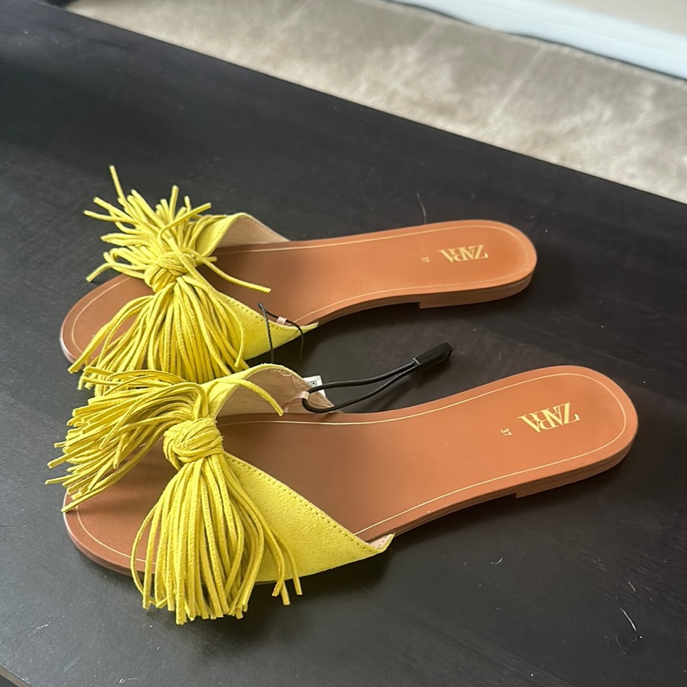 Zara flat sandal